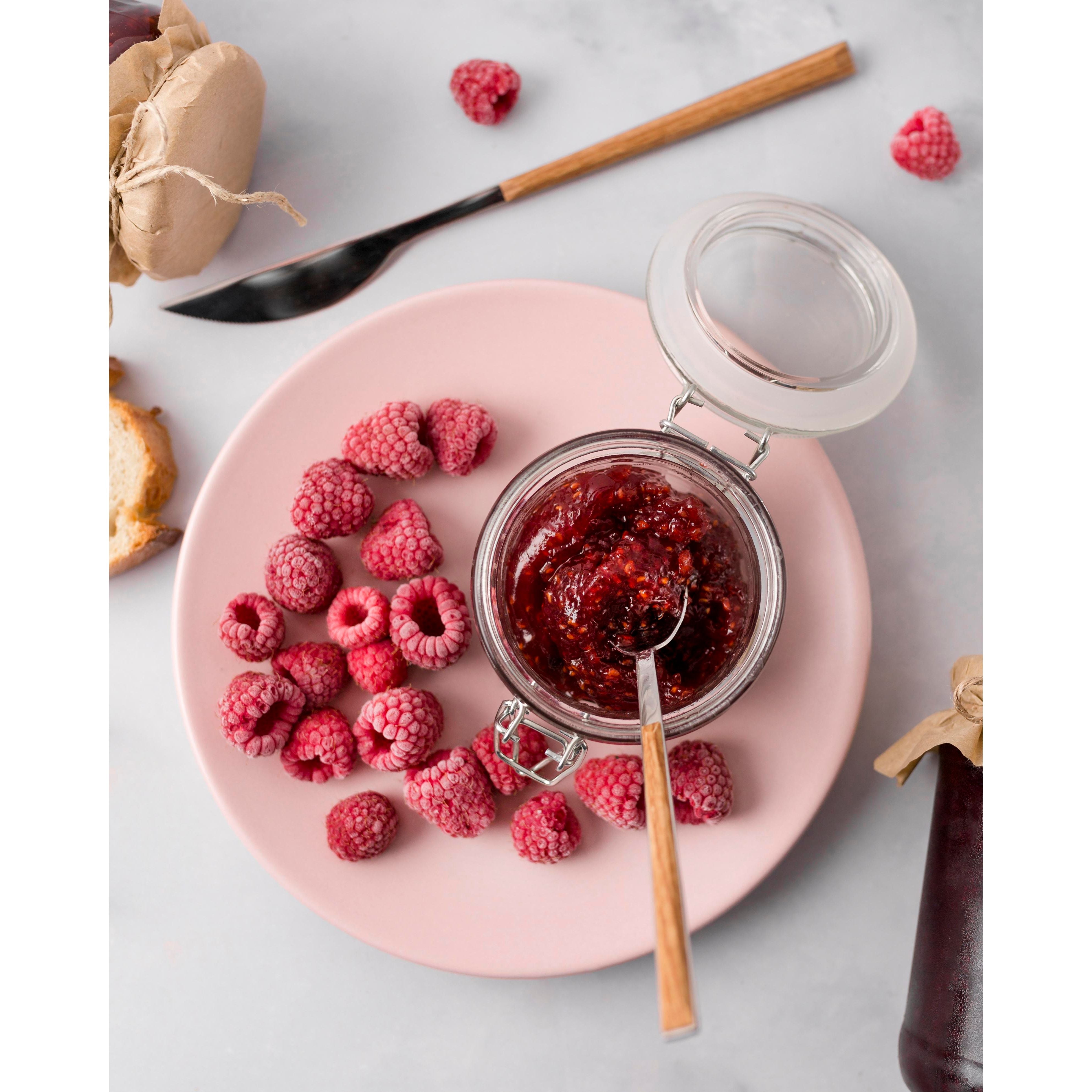 Frozen Raspberry Colour Frozen Raspberries (Whole) IQF 1kg – Wheat