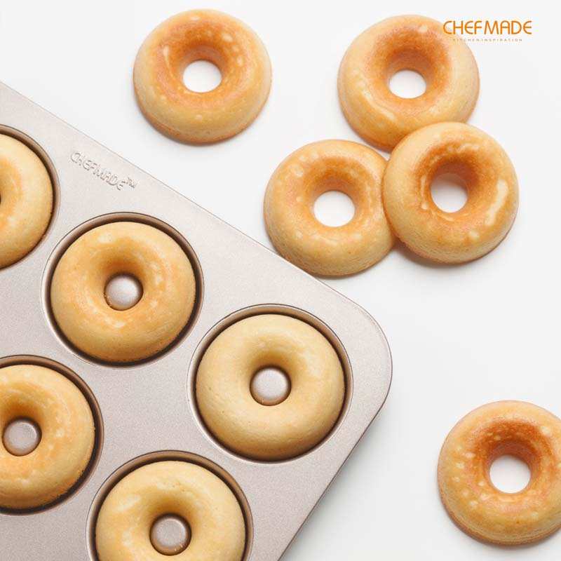 CHEFMADE 12 Cup Non-Stick Donut Pan (WK9225)